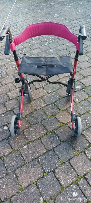 Rollator abzugeben, unbenutzt