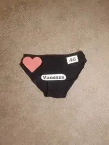 Getragener Duft Slip Höschen in schwarz nur für dich getragen ! Schreib mir schnell !