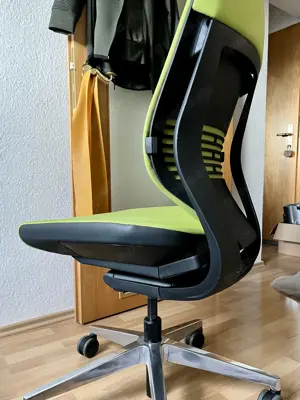 Steelcase Gesture Bürostuhl | Weiche Rollen | Nur Abholung Bild 4