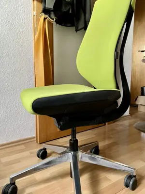 Steelcase Gesture Bürostuhl | Weiche Rollen | Nur Abholung Bild 3