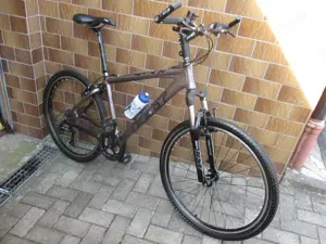 + MTB  -26  Zoll  + 27 Gänge +