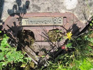 Schachtabdeckung Klasse B1 Außen 87x79cm Rahmen und Deckel gebraucht Bild 3