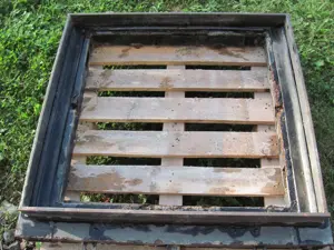 Schachtabdeckung Klasse B1 Außen 87x79cm Rahmen und Deckel gebraucht Bild 4