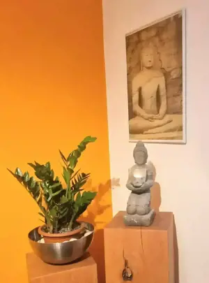 Lomi Tempel Massage  Bild 2