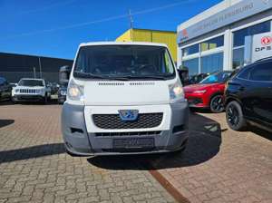 Peugeot Boxer HDi (330) TÜV Neu*Standheizung*AHK 2.500 Kg Bild 2