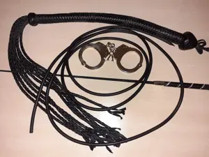 BDSM Anfängerin gesucht Bild 2