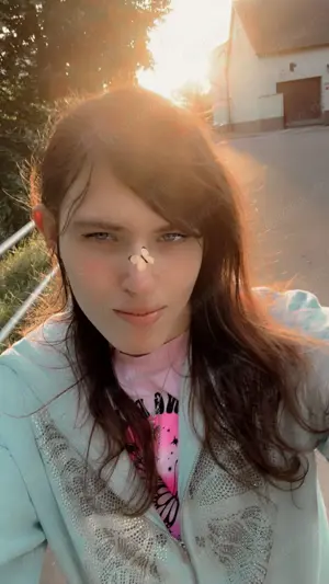 Sie sucht Treue Partnerin Bild 5