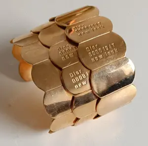 goldener Dior Armreif