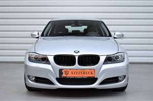 BMW 320 i Touring+Automatik+PDC+Tempomat+31.100KM Bild 5