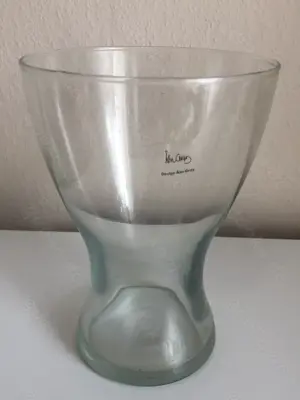 Glasvase 20 cm in geschwungener Form