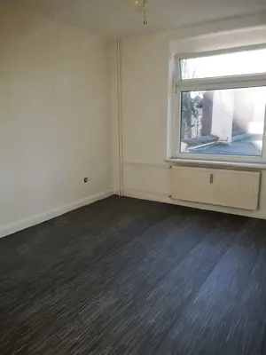 Helle 2-Zimmer-Wohnung mit großer Wohnküche Bild 3