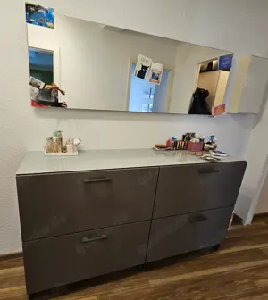  Edle Design Kommode + Spiegel. Stilvoll ankommen, stilvoll leben