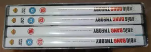 DVD The big bang theory 4 DVDs Staffel 1-4 Englische Sprache sehr gut erhalten Wir brauchen Platz  Bild 2