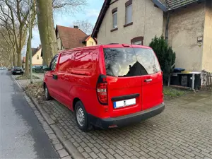 Hyundai H-1 H-1 GRAND STAREX Euro5 Klima 6-Gang Bild 2