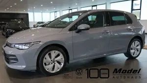 Volkswagen Golf 1.5 TSI Life | LED | ACC | Pano | 17"