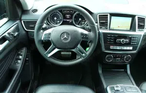 Mercedes-Benz ML 350 ML 350 BlueTEC 4MATIC 7G-TRONIC Edition 1 Bild 5