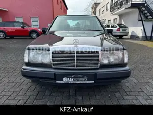 Mercedes-Benz E 260 W124 / H-ZU. / AUTOM / SCHIEBEDACH Bild 2
