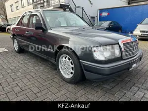 Mercedes-Benz E 260 W124 / H-ZU. / AUTOM / SCHIEBEDACH Bild 3