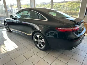 Mercedes-Benz E 220 d Coupe 9G-TRONIC "Avantgarde Standheizung Bild 3