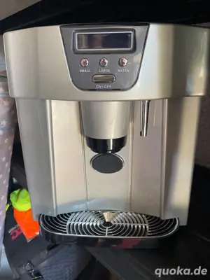 Eiswürfelmaschine