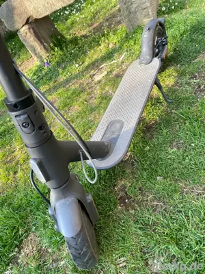 Xiaomi MI 3 E-Scooter  Bild 5