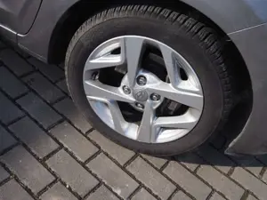 Hyundai i10 1.2 16V *Klima-AT*Apple/Android*SHZ*LHZ*ALU* Bild 4