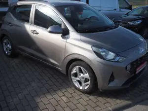 Hyundai i10 1.2 16V *Klima-AT*Apple/Android*SHZ*LHZ*ALU* Bild 3