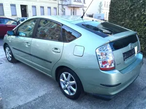 Toyota Prius Sol*Hybrid* Bild 4
