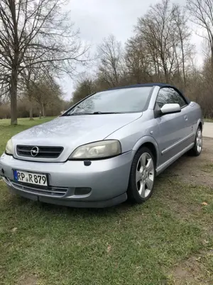 Opel Astra Cabrio 2.2 16V