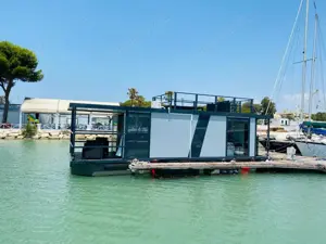 NAUTIA L6 HOUSEBOAT Hausboot Schwimmendes Kajütboot Yacht