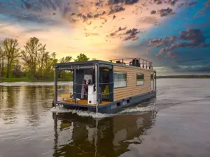 NAUTIA L9 HOUSEBOAT Hausboot Schwimmendes Kajütboot Yacht