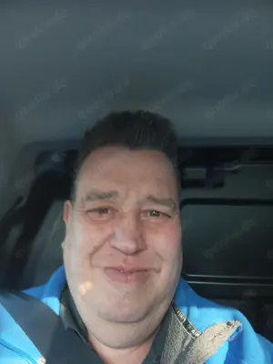 Suche Sie für Treffen gegen TG 