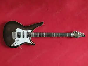 Mannedesign Ventura T Classic   Custom Flamed - Black Maple Top!