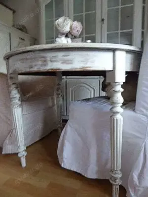 Esstisch rund shabby-Landhausstil weiß antik 1900 Massivholz Eiche Frankreich Gründerzeit  