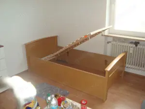 bett 1x2 meter, lattenrost hochklappbar, zerlegbar Bild 4