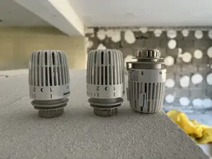  Heizungsthermostat von Heizkörpern