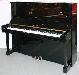 Klavier Yamaha U3, 131 cm, schwarz poliert, Nr. 3881469, 5 Jahre Garantie