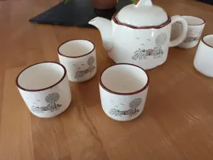 Teeservice mit Teekanne + Tassen weiß braun mit Landschaft schön