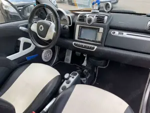 smart forTwo LORINSON UMBAU  fortwo cabrio Basis 52 kW Bild 4