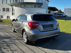 Mercedes-Benz A 200 A 200 (BlueEFFICIENCY) Urban Bild 4
