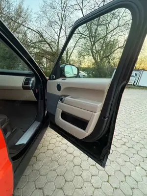 Land Rover Range Rover Sport Range Rover Sport TDV6 SE Bild 4