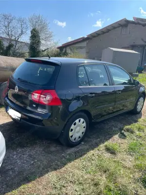 Volkswagen Golf 1.6 Comfortline Bild 2