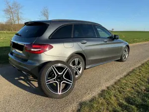 Mercedes-Benz C 300 T-Modell AMG Line (205.283) Bild 5