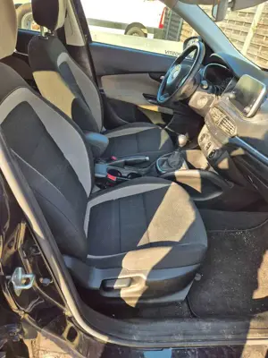 Fiat Tipo Tipo Kombi 1.4 T-Jet Lounge Bild 2