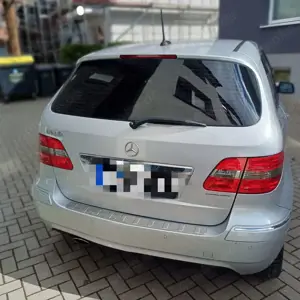 Mercedes-Benz B 180 Mercedes-Benz B Klasse 180 Bild 2