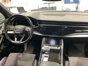 Audi Q7 Q7+60+TFSI+e+quattro+tiptronic+S+line Bild 1