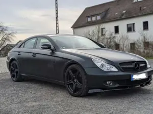 Mercedes-Benz CLS 320 CLS 320 / 350 CDI (219.322) Bild 1