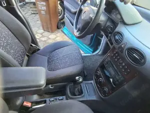 Mercedes-Benz A 140 Elegance Bild 3