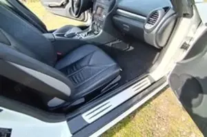 Mercedes-Benz SLK 350 SLK 350 7G-TRONIC Sport Bild 4 Mercedes-Benz SLK 350 SLK 350 7G-TRONIC Sport Bild 4