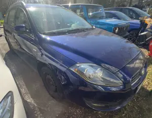 Fiat Croma 2.2 16V MPI Dynamic *KLIMAAUTOMATIK*WENIG KM* Bild 4